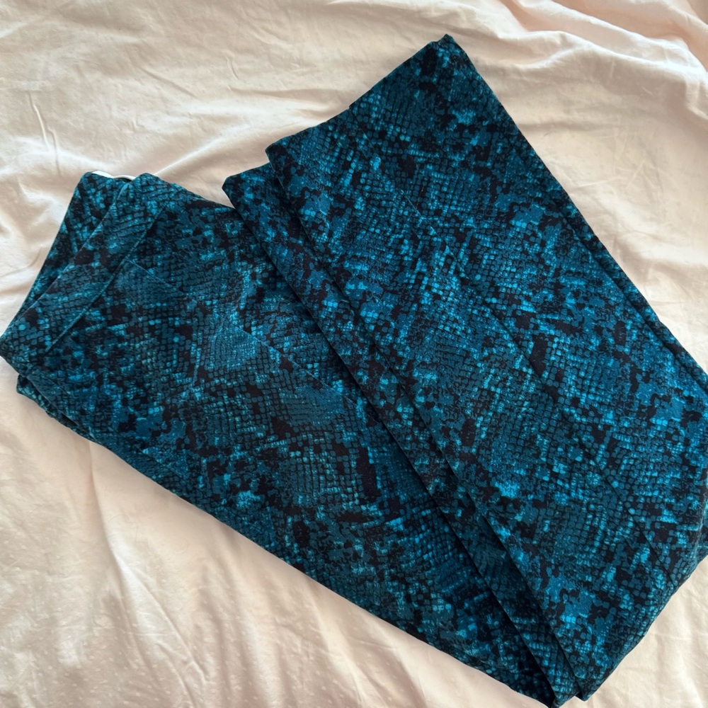 MISA Velvet Snake Print Pants High Rise Size 4